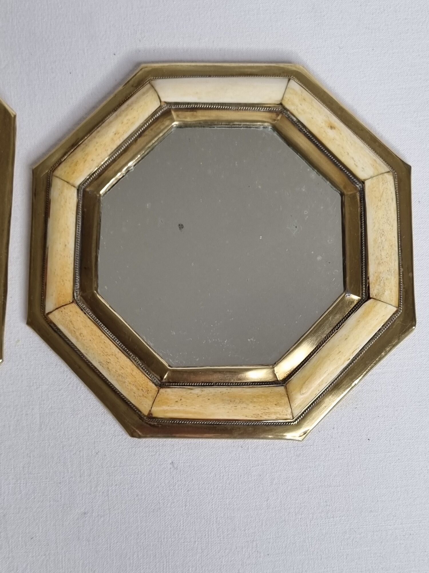 Pair of vintage brass mirrors, Moroccan handicrafts, 27 cm