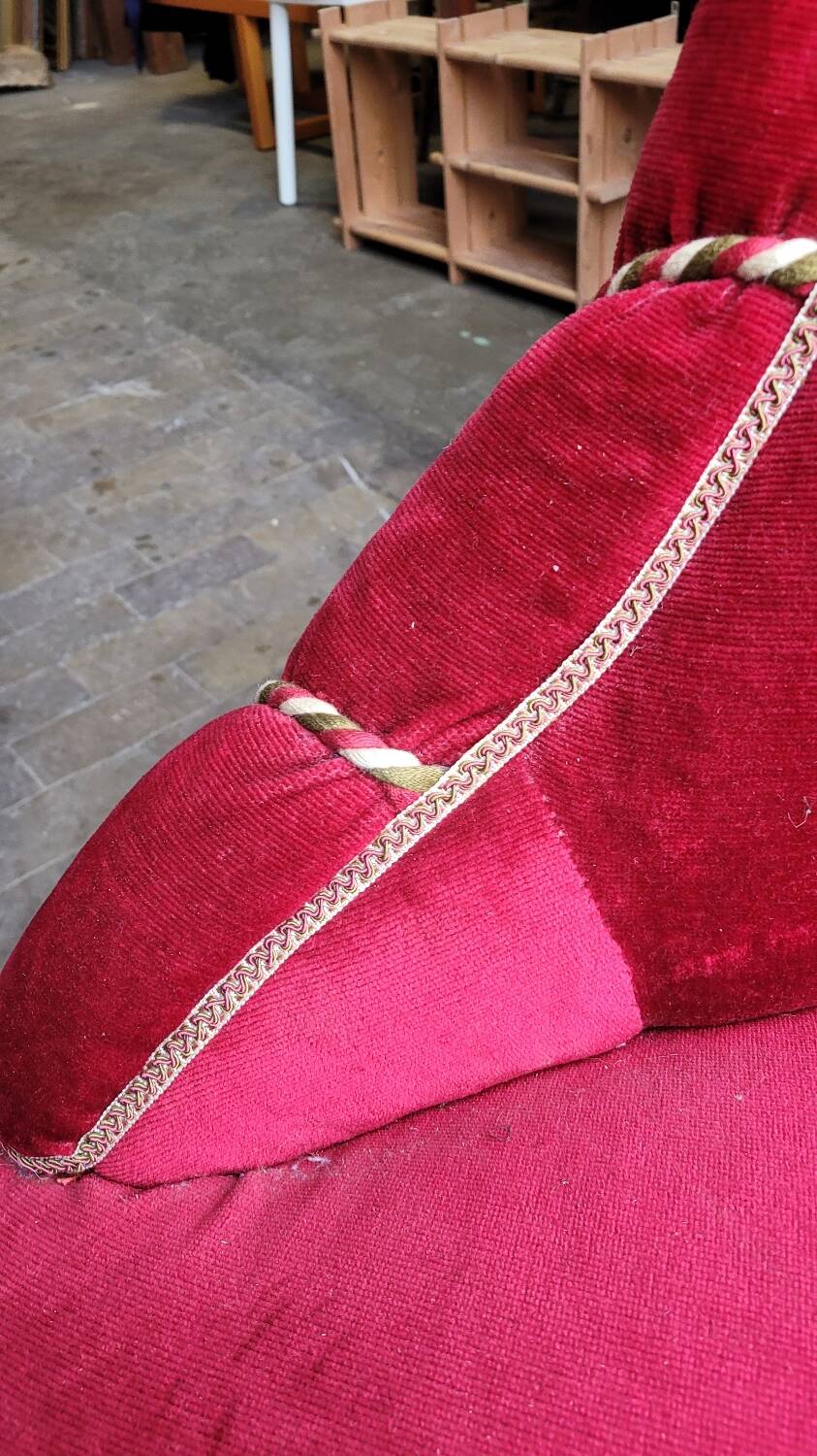 Velvet corner toad armchair, Napoleon III period