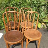 Bistro chairs called "pin"