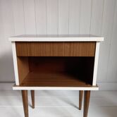Table de chevet