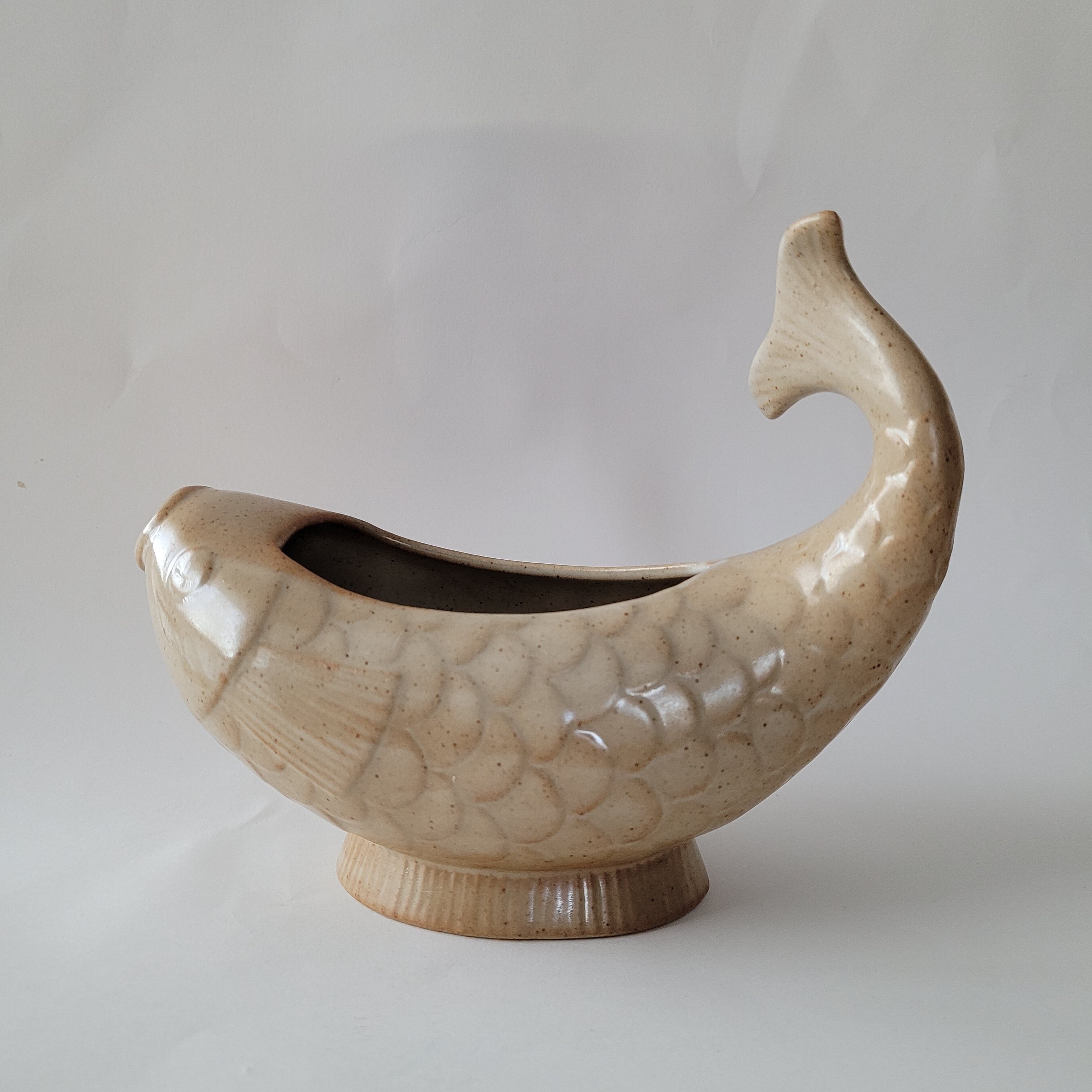 Sandstone fish sausage