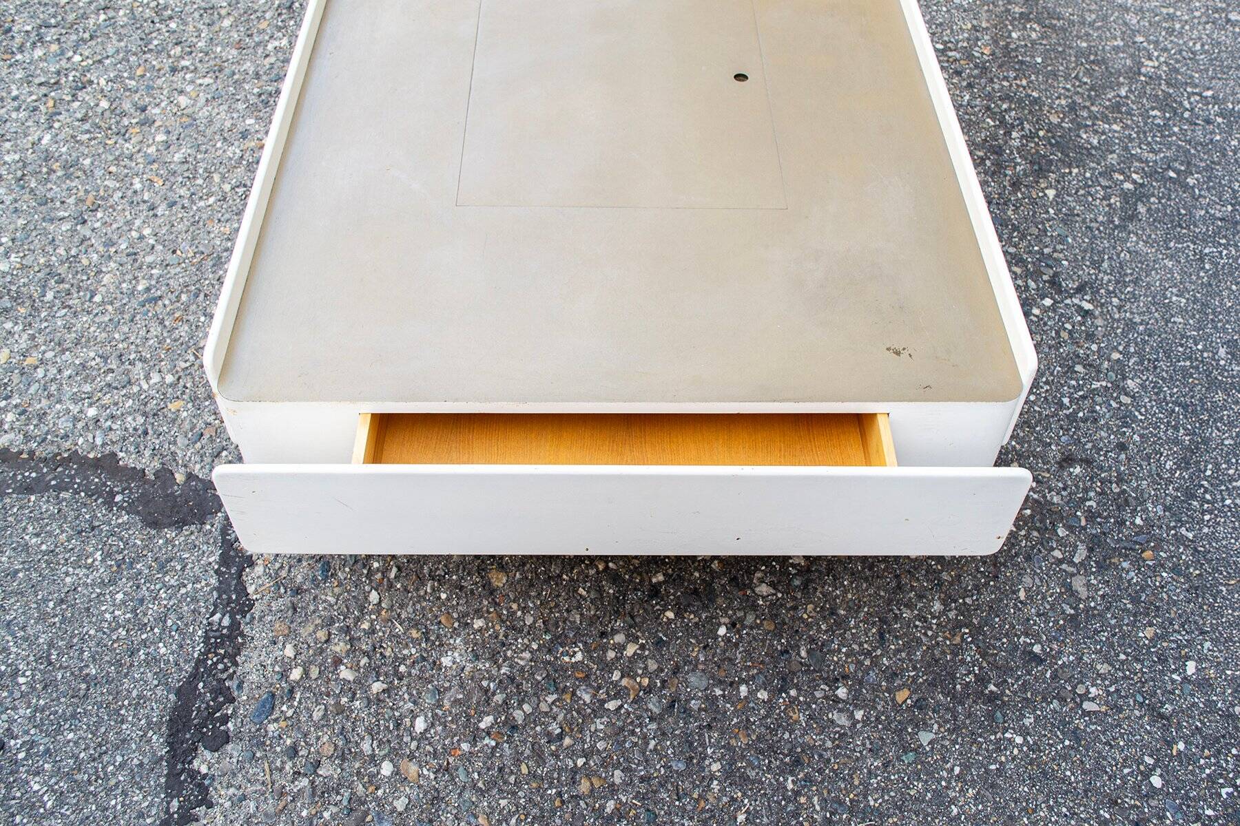 Caori coffee table by Vico Magistretti for Gavina, Italy, 1962
