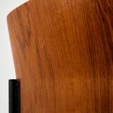 Chaise en teck sur base en métal