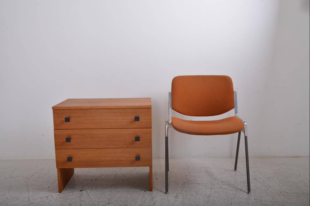Storage unit dating from the 1950s