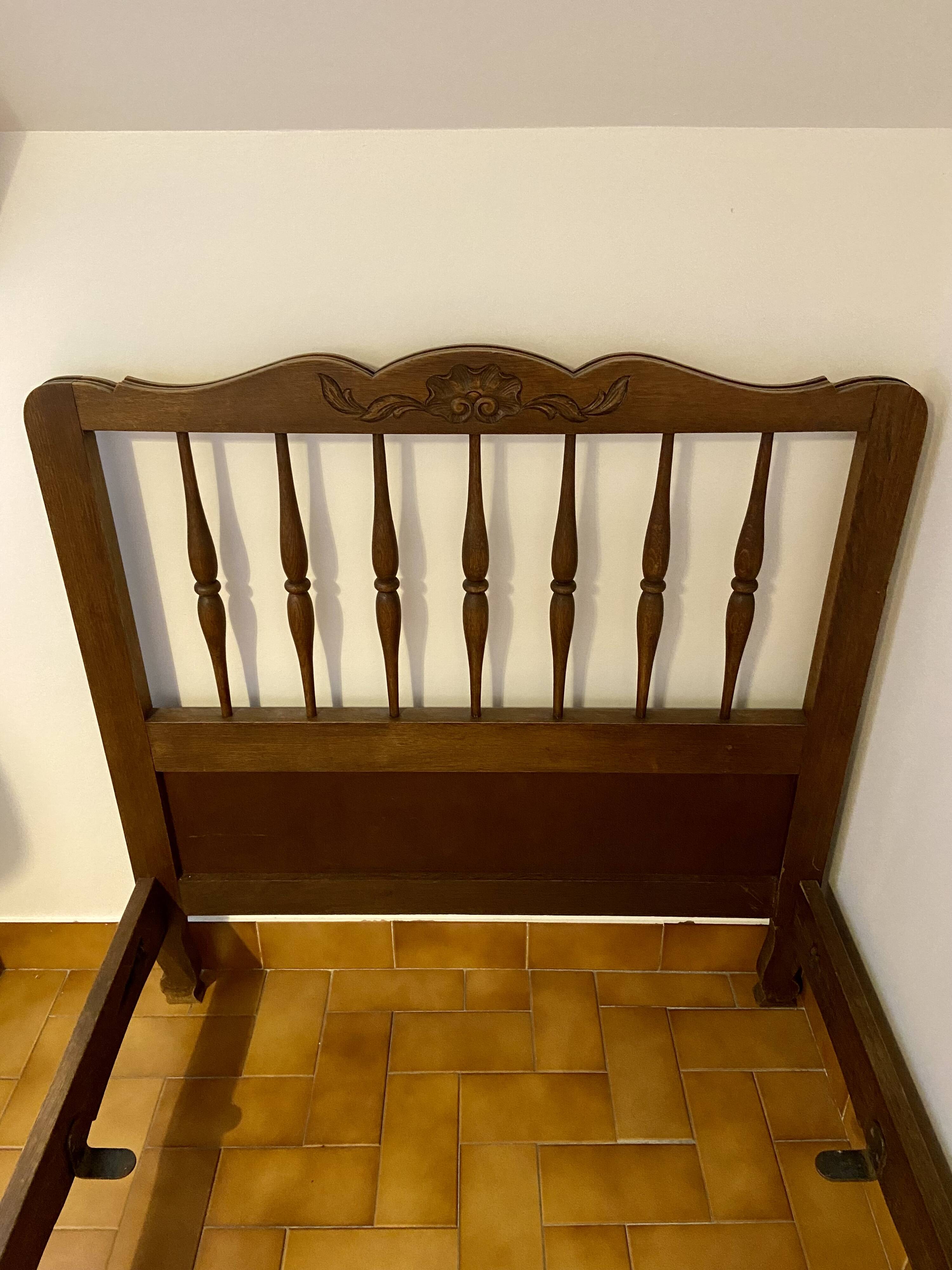 Wooden children's bed 90x190