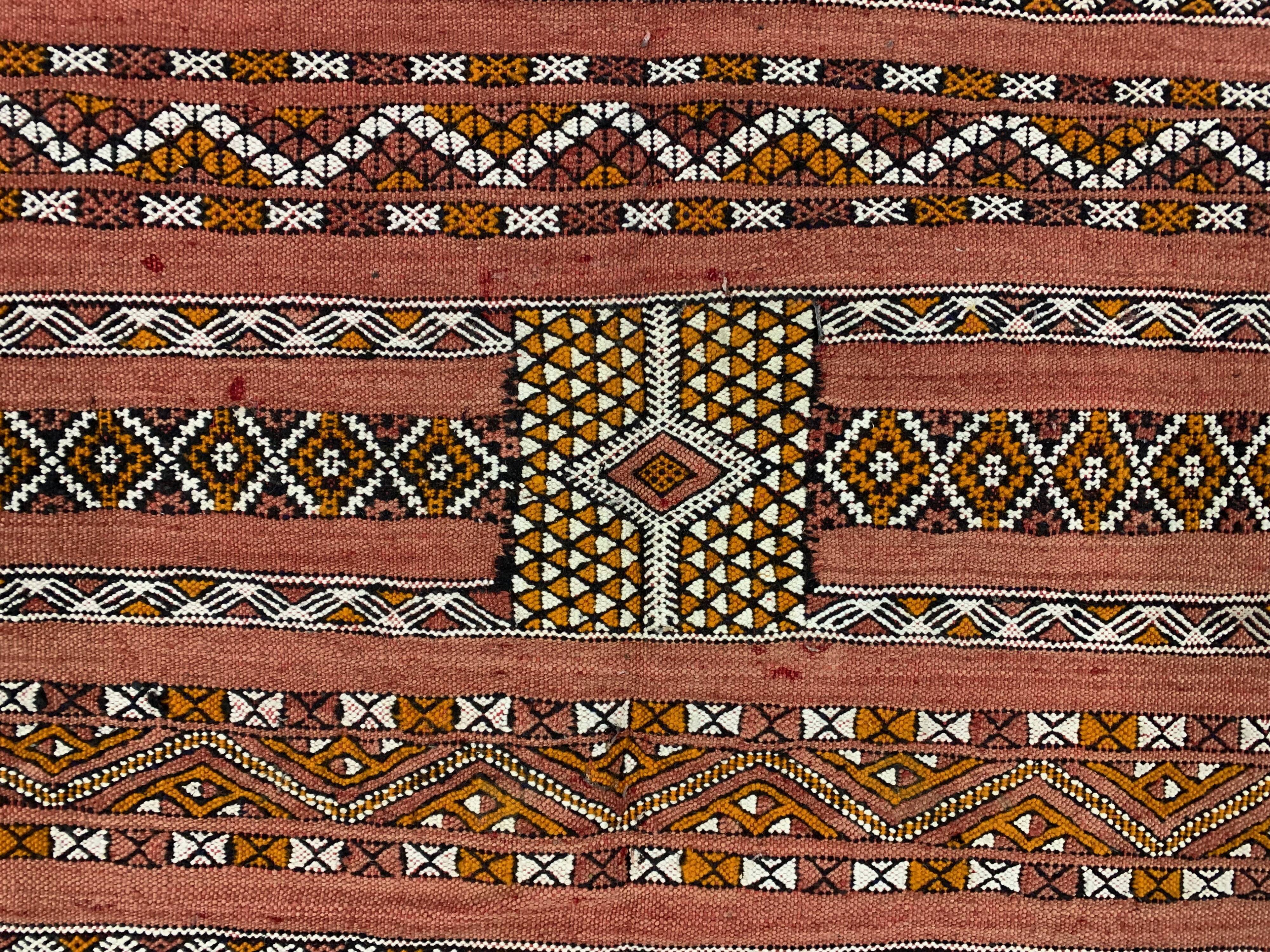 Vintage Moroccan Vegan Silk/Wool Berber Kilim 200x106 cm Kelim Rug