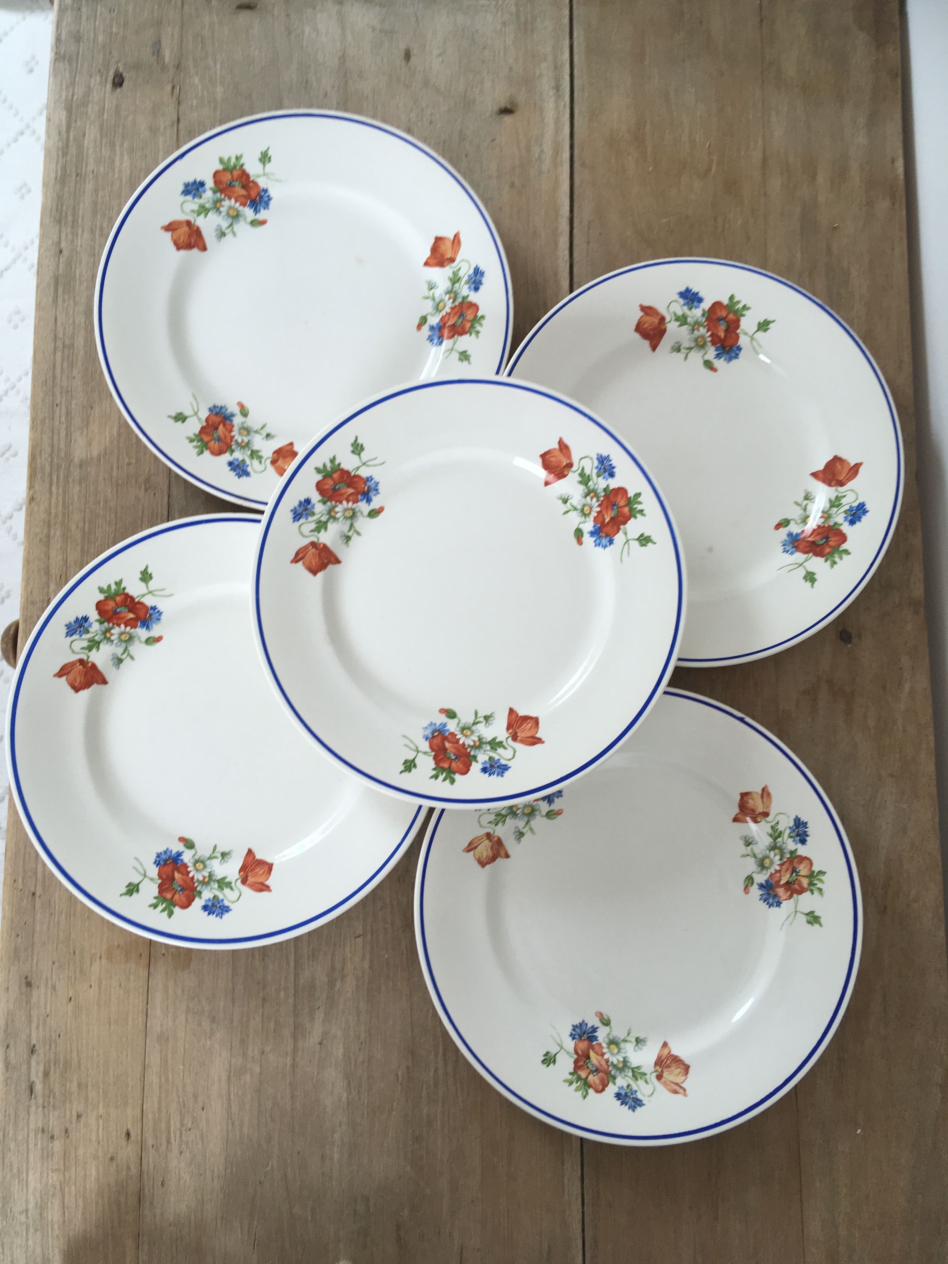Salins floral dessert plates