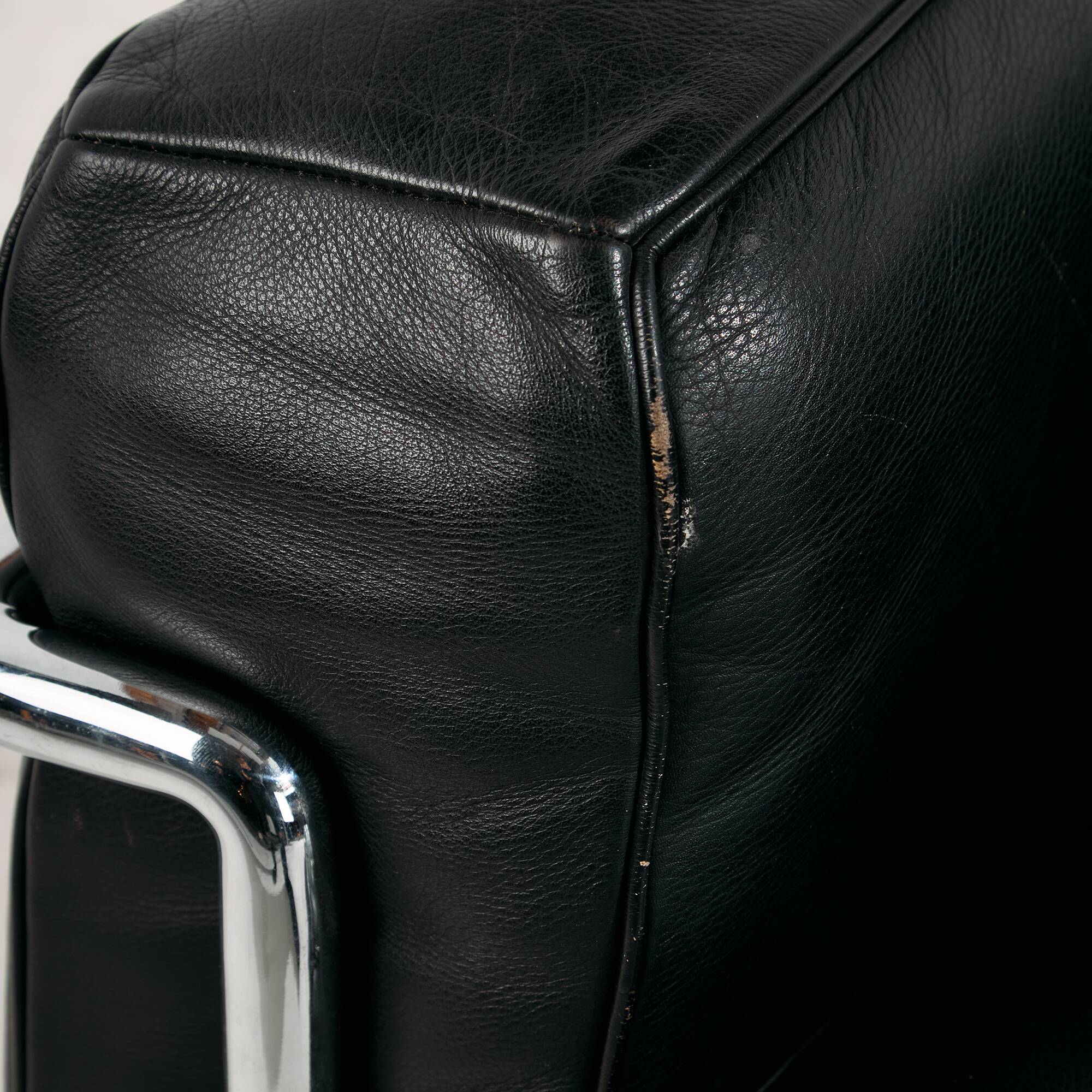 LC2 sofa by Le Corbusier, Pierre Jeanneret and Charlotte Perriand for Cassina