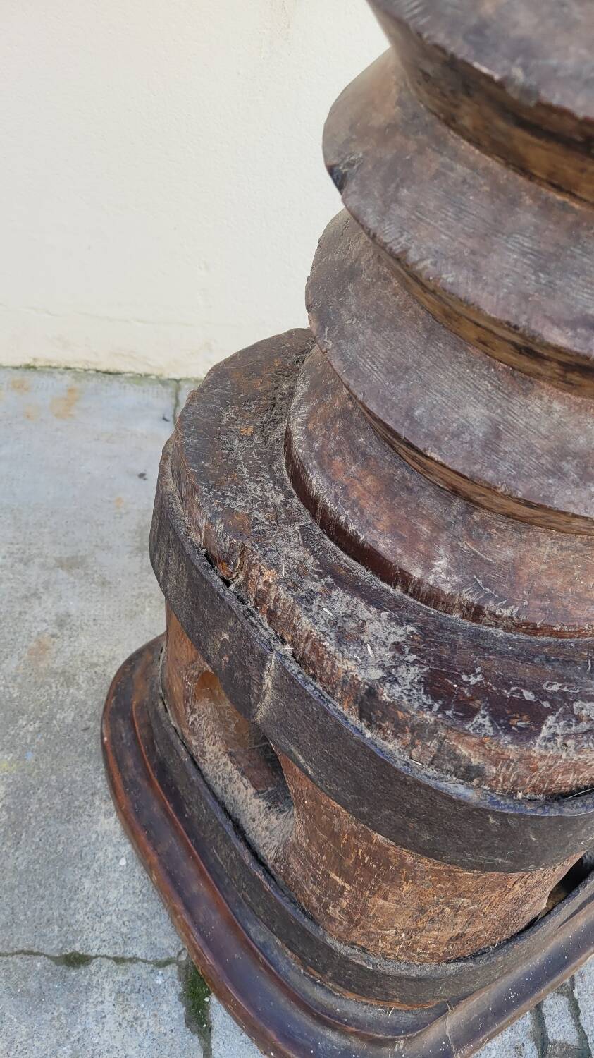 Old wooden press screw column 19th rustic folk art in oak