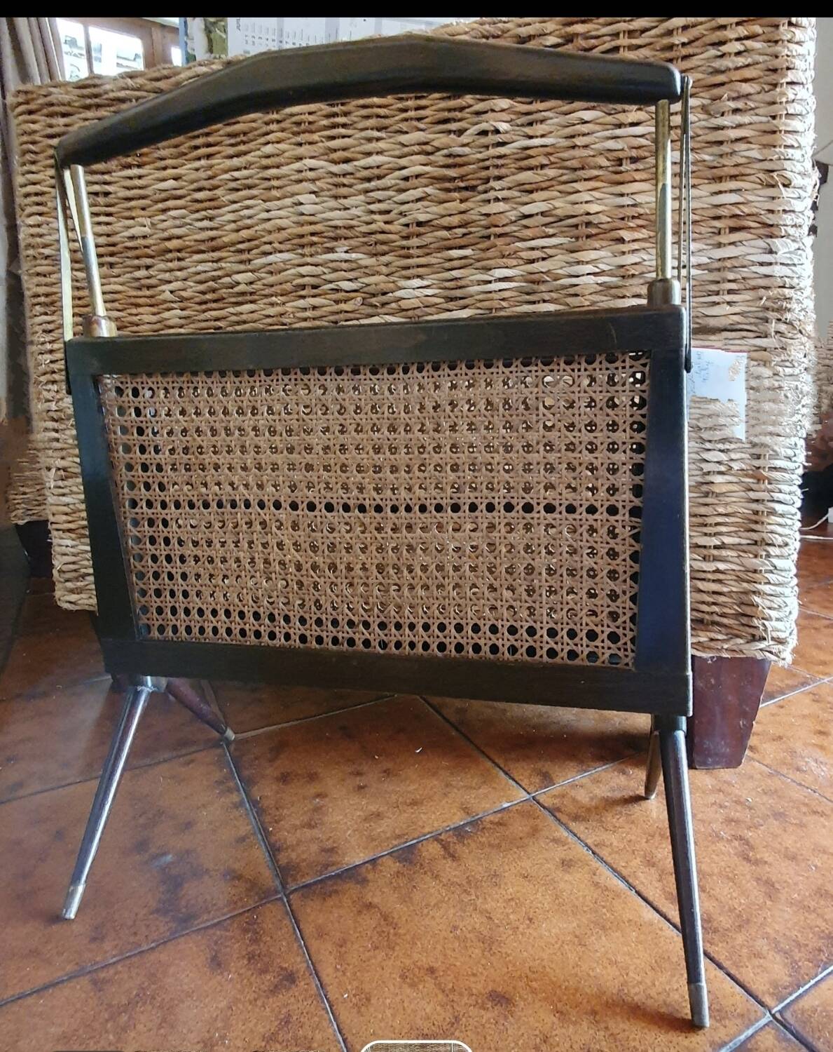Modernist magazine rack, Italian design