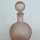 Flacon en verre rose