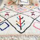 Off-white Moroccan rug with geometric patterns, 250cm x 150cm