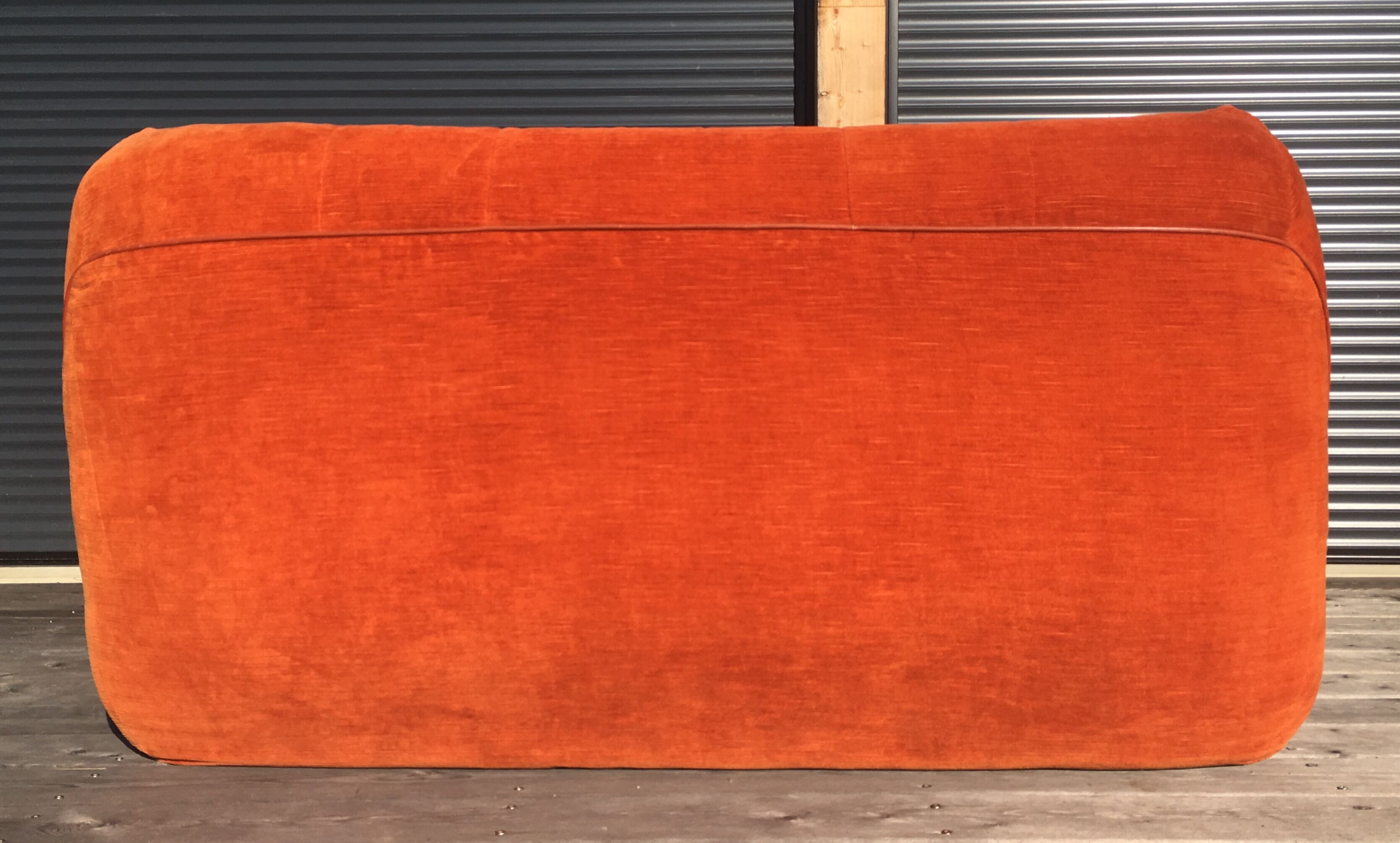 Seat and driver - Roche Bobois