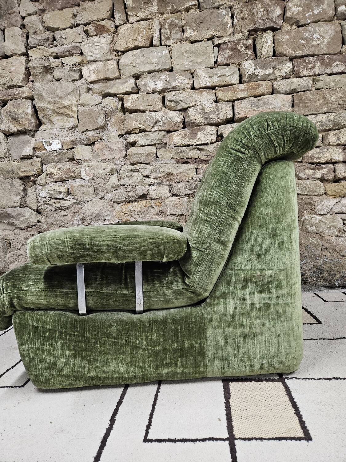 Vintage fireside chair 1970"