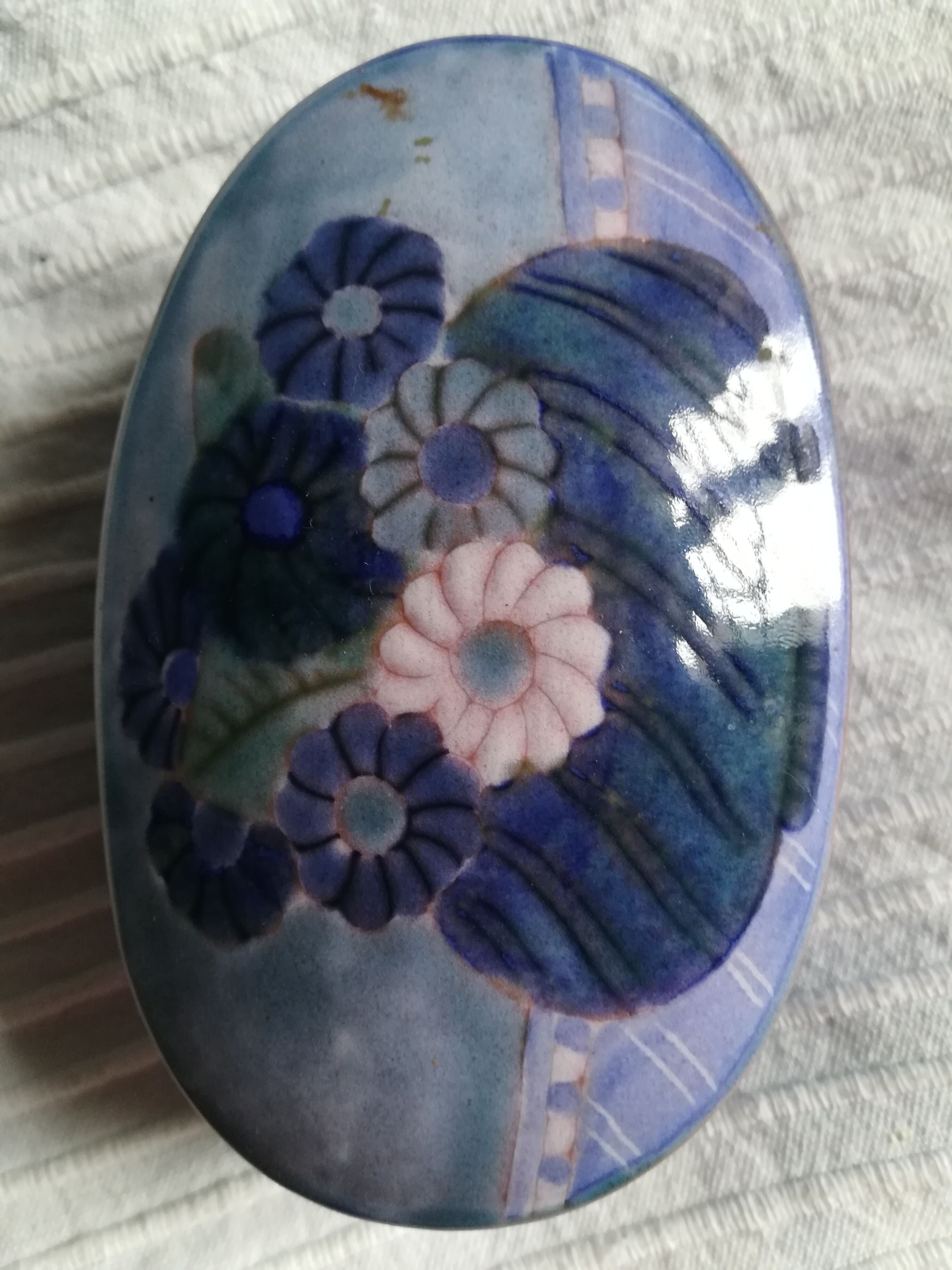 Cloutier Freres Oval Box