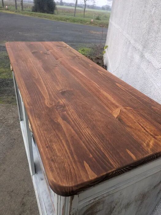 Buffet without a door, counter