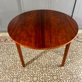 Dining room round table with an extension