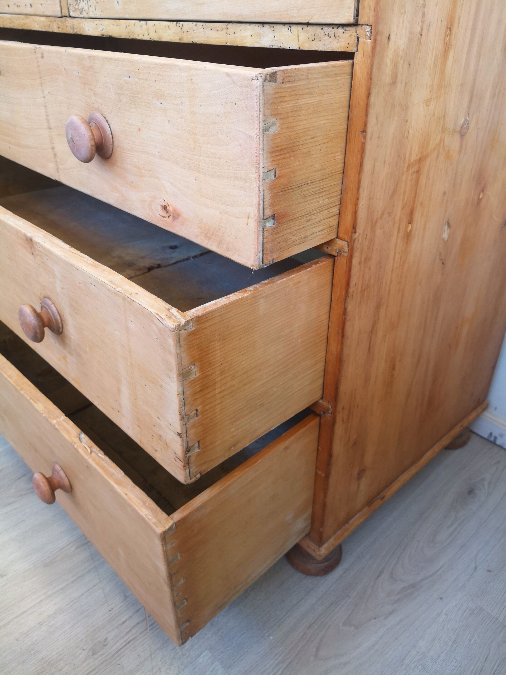 English pine dresser