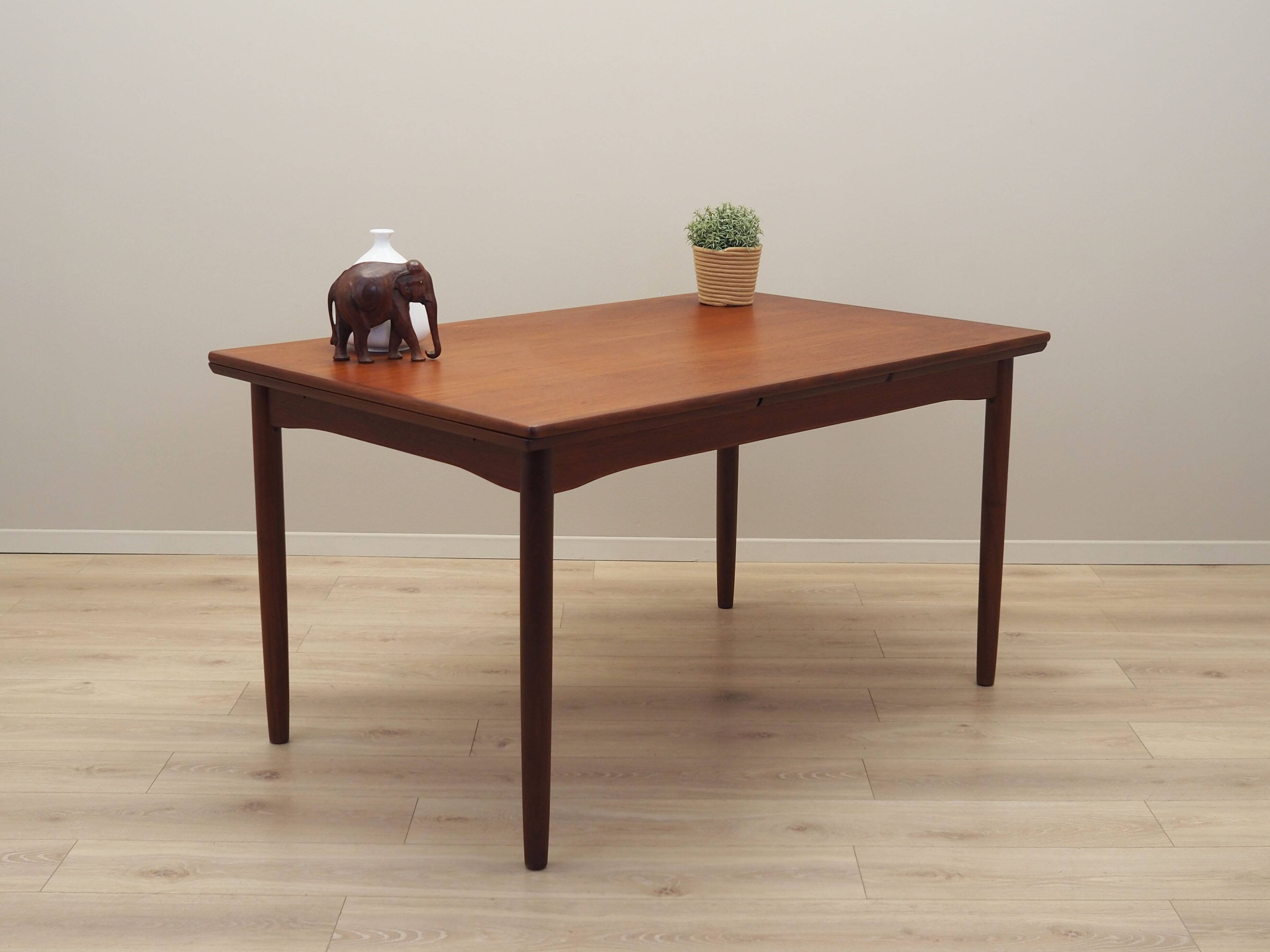Teak table, Danish design, 1970s, production: Denmark