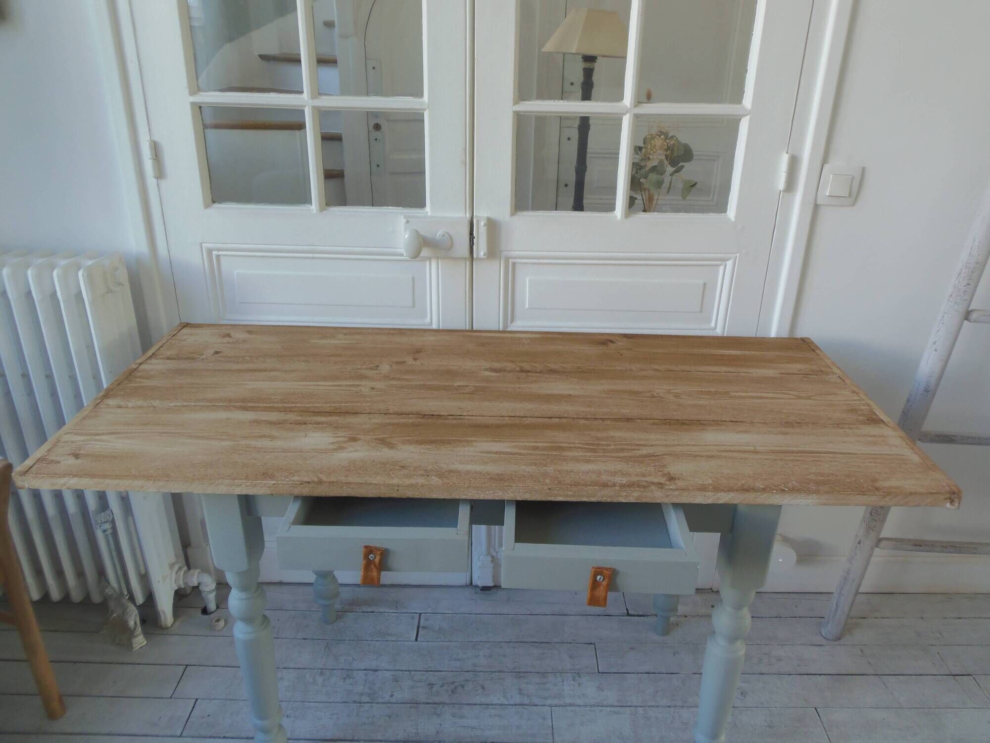 Vintage farm table, base and belt re-enchanted in verdigris, wooden top.