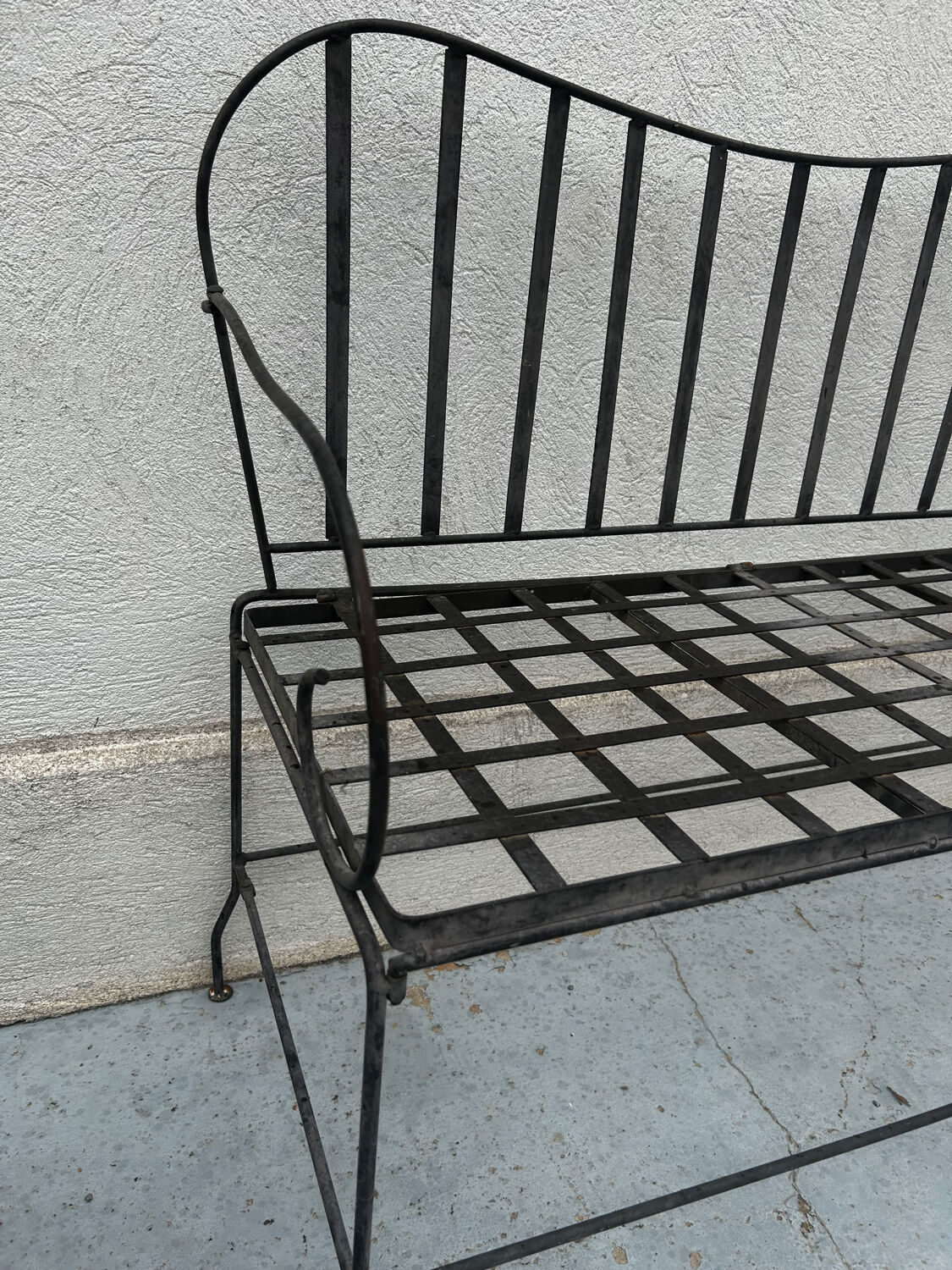 Canapé de jardin ancien pliant en fer forgé – style français