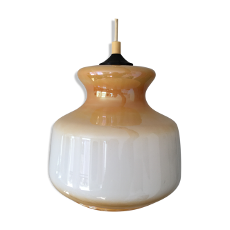 Two-coloured lampshade