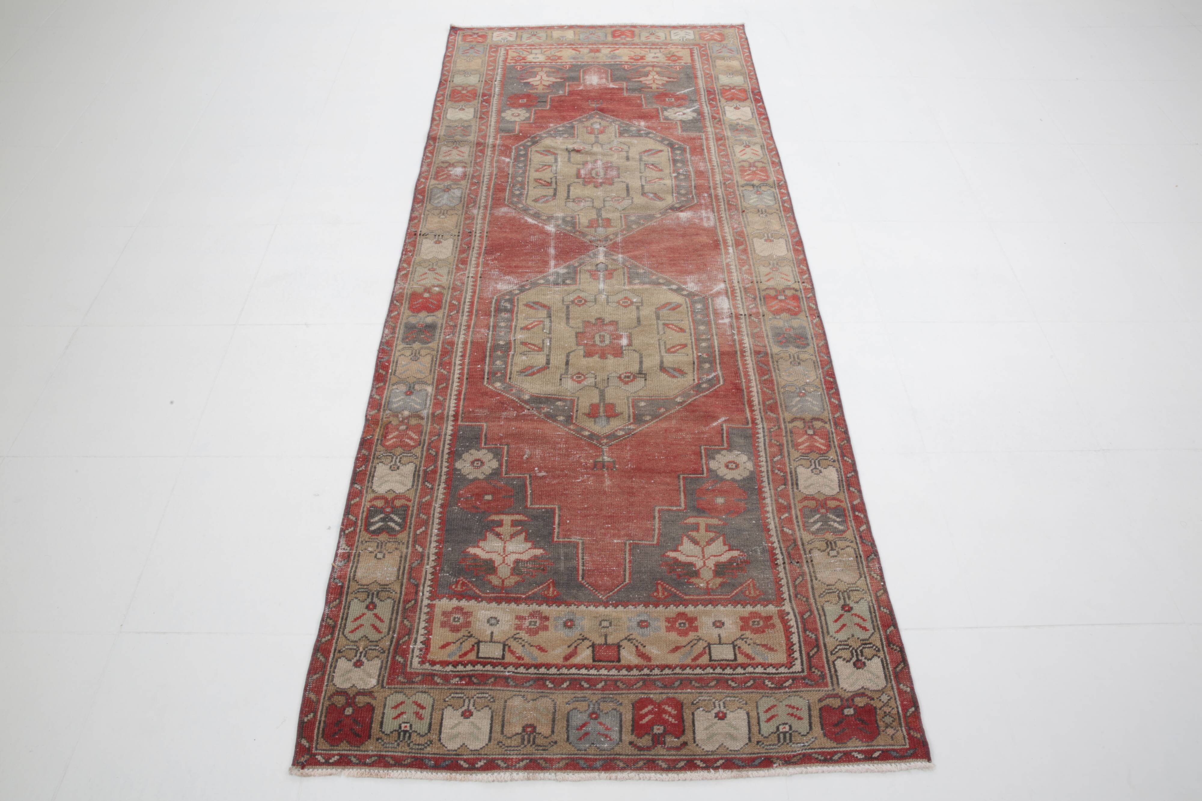 4x9 Rug For Entrway Red Classic Oriental Vintage Rug, 111x263Cm SK 3884