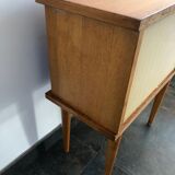 Table de nuit scandinave