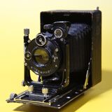 Folding Contessa Nettel