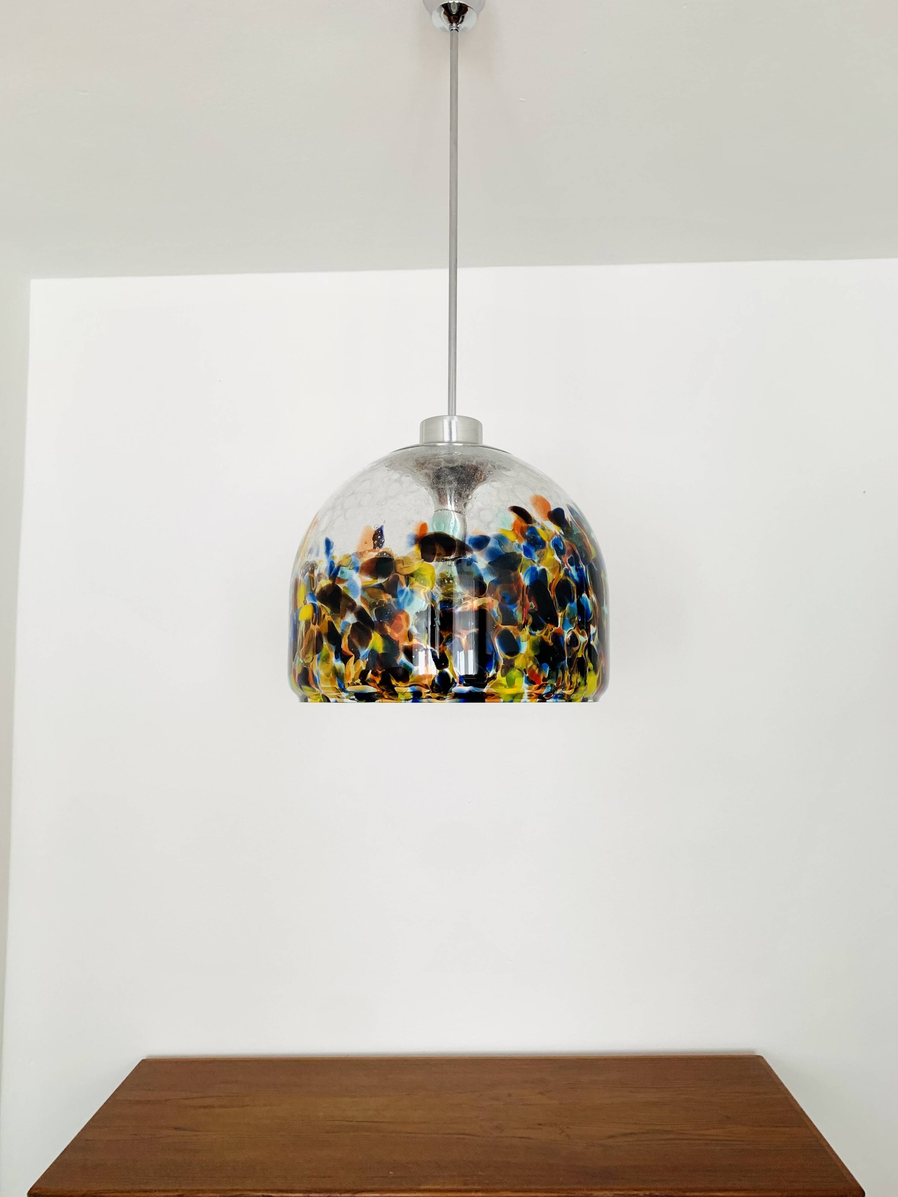 Grande suspension en verre de Murano coloré