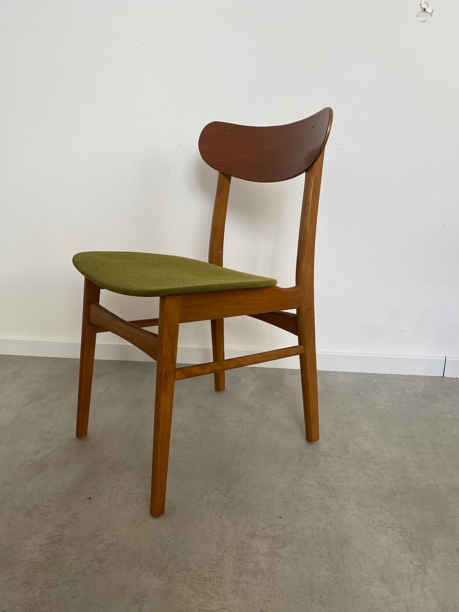 4 old vintage Scandinavian design chairs