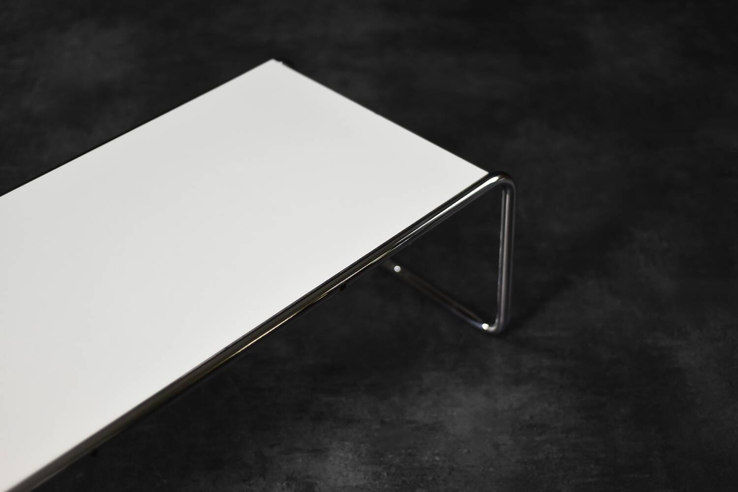 Mid-century modern Italian vintage coffee table Laccio Kiga by M. Breuer