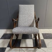 Fauteuil à bascule par TON / Thonet années 1960