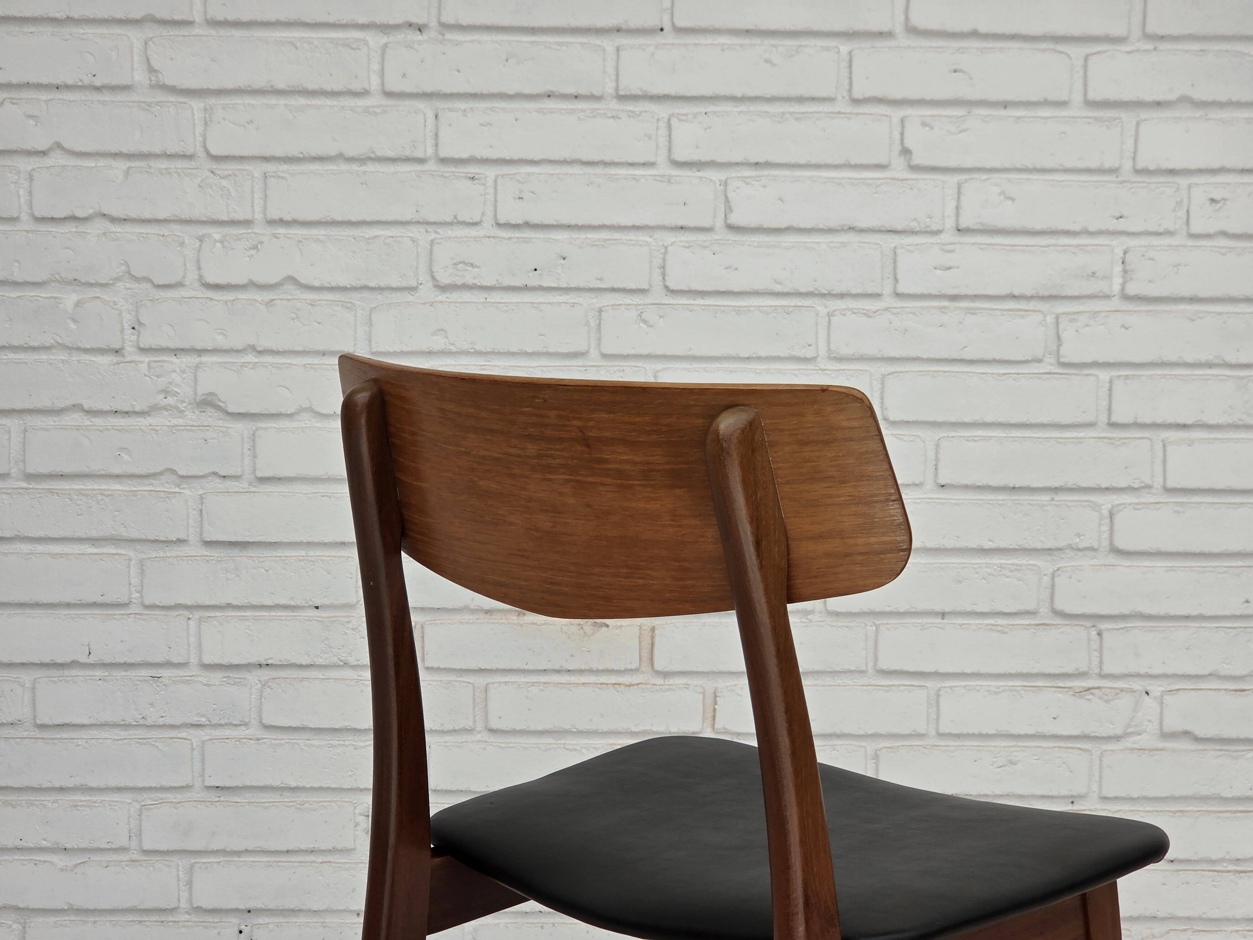 1970s, set of 4 Danish dining chairs by Findahl Møbelfabrik, teak wood.
