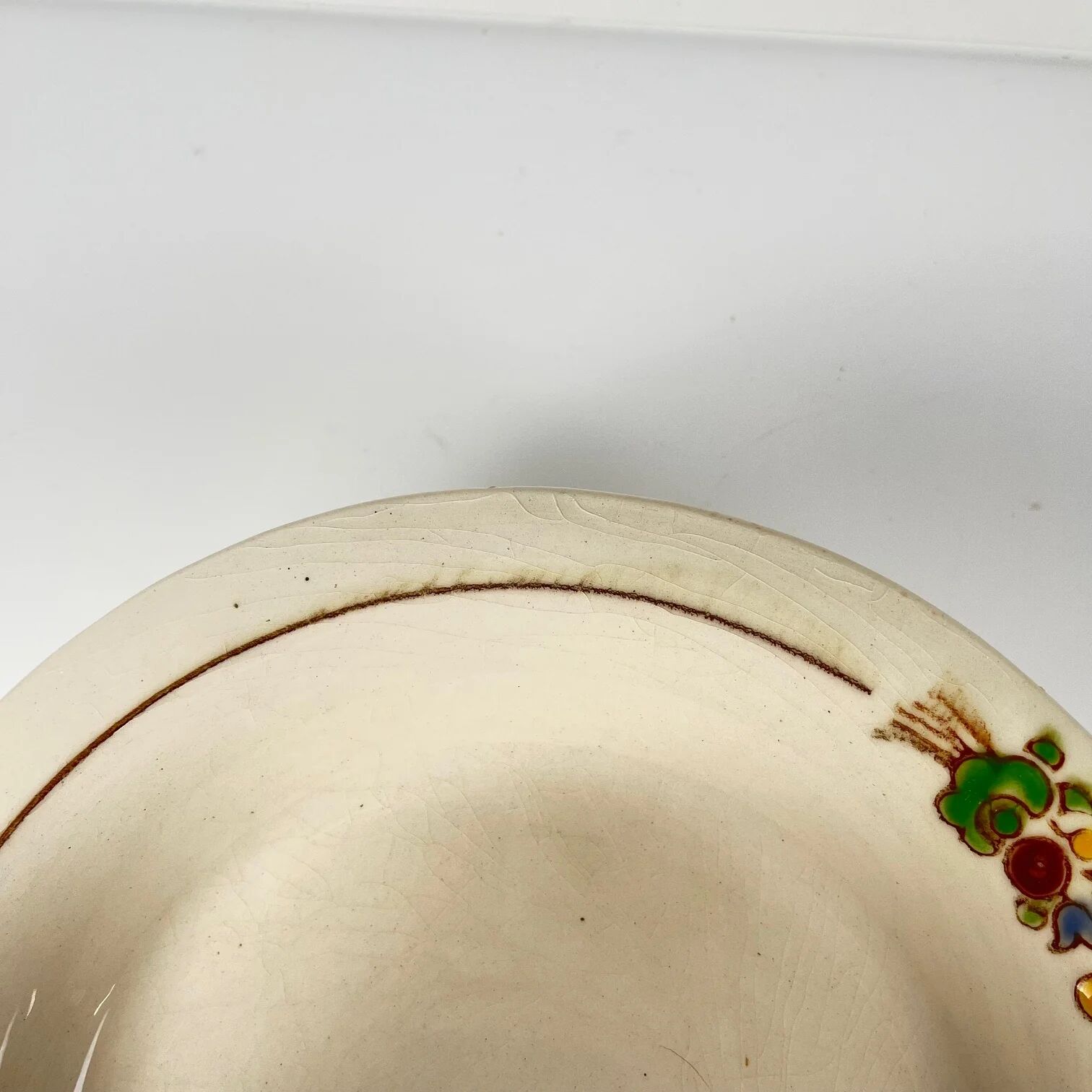 Longwy compote dish, early 20th century, floral decoration.