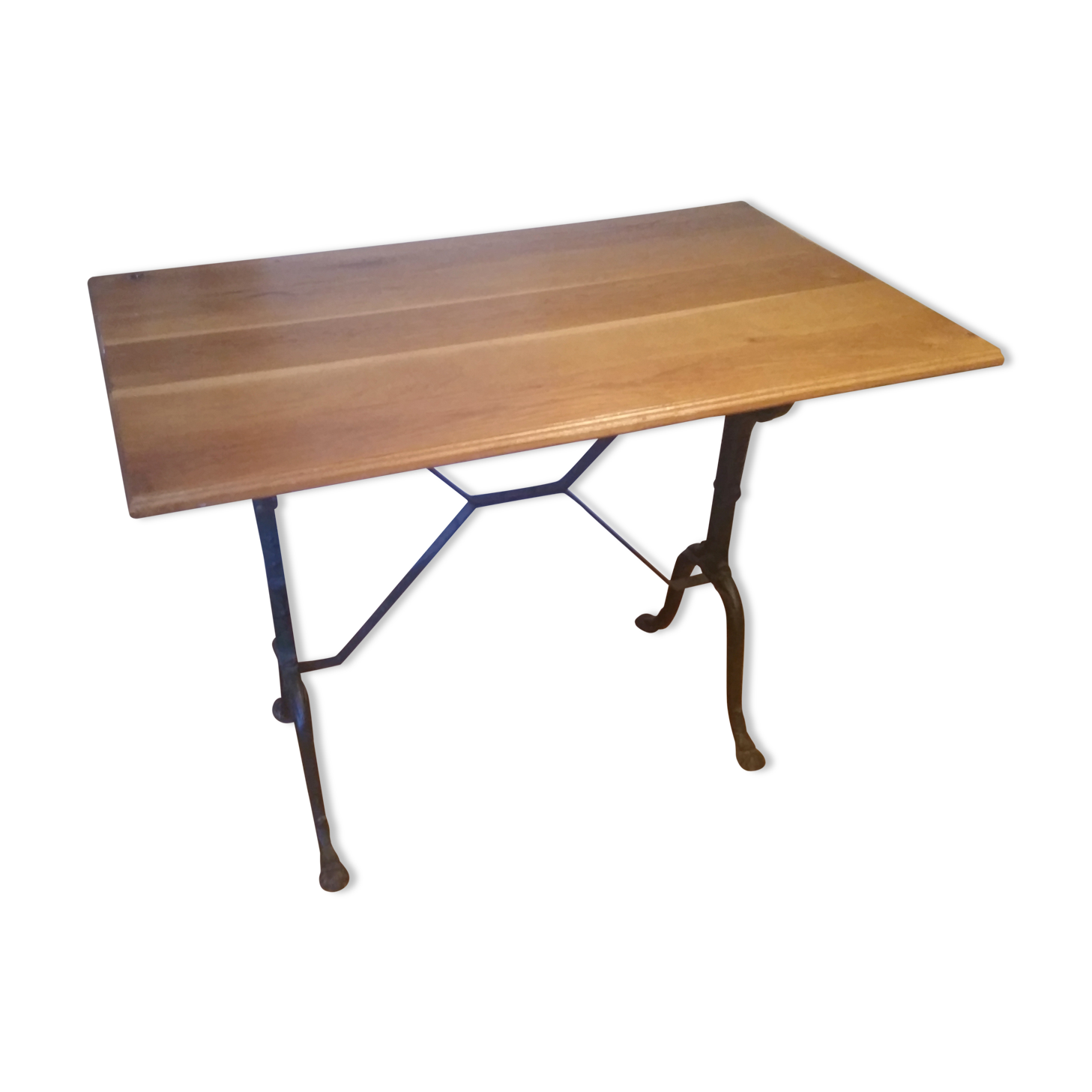 Bistro table with oak tray