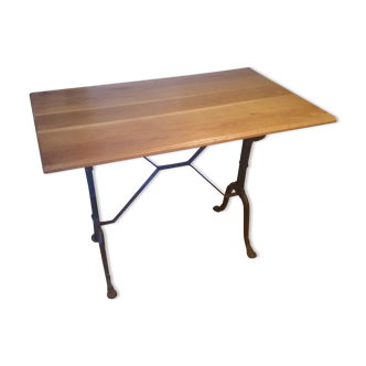 Bistro table with oak tray