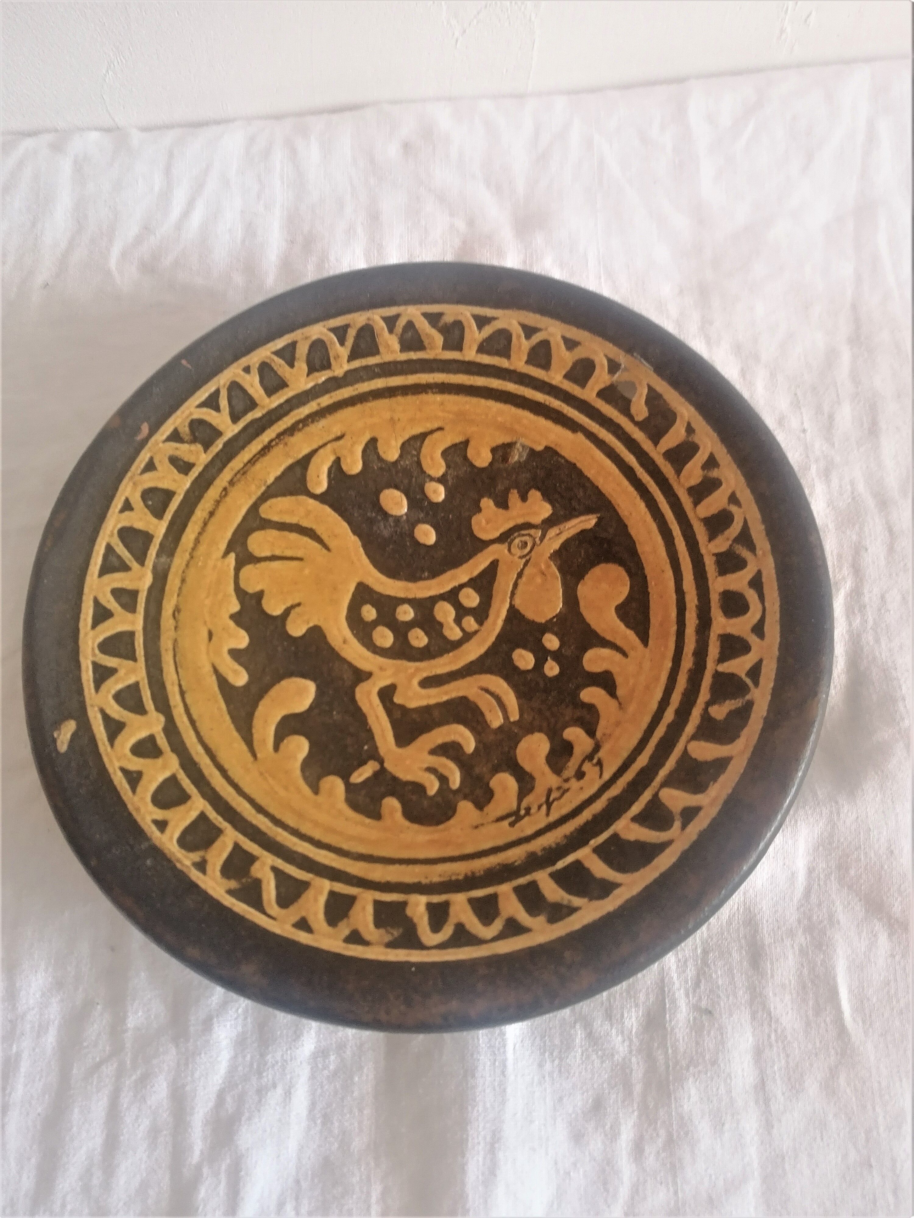 Old glazed terracotta plate. Safi. Year 69.