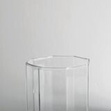 Vase en verre transparent, design classique