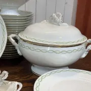 Table service in Limoges porcelain J.B Tricard and Co.