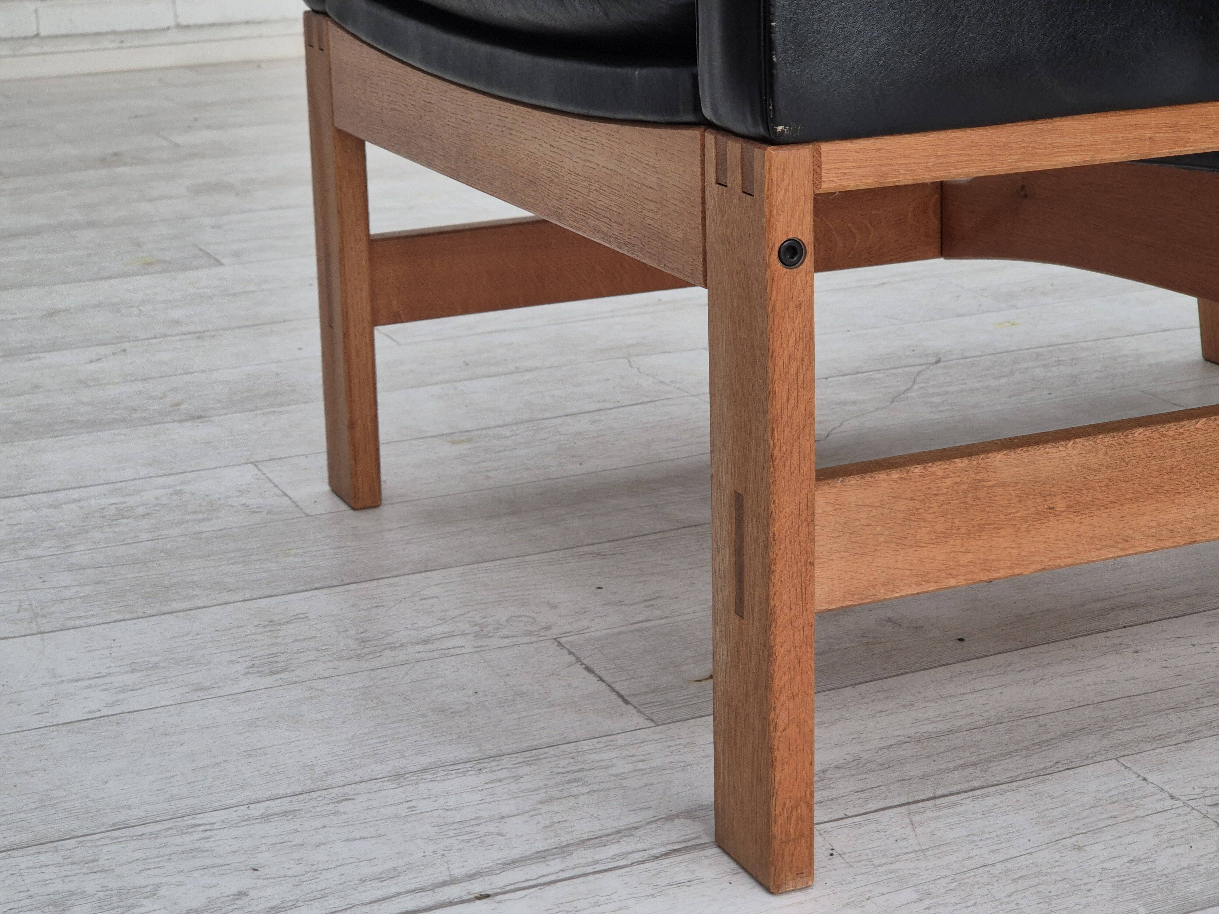 1960s, Danish lounge chair, original condition, furniture leather, solid oak wood.