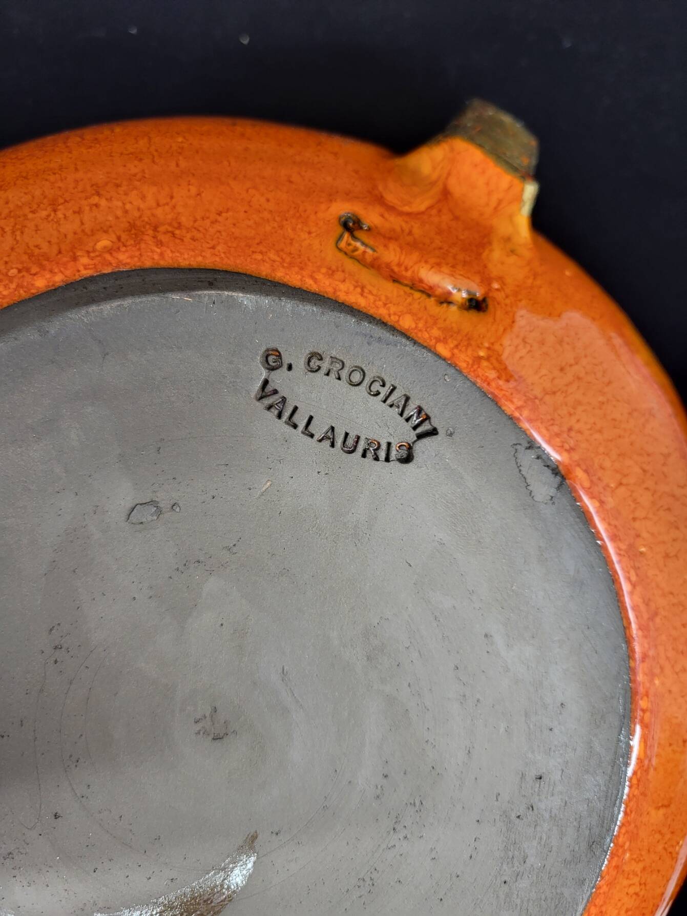 Gérard Crociani soup tureen in orange zoomorphic ceramic French gilded with fine gold Vallauris