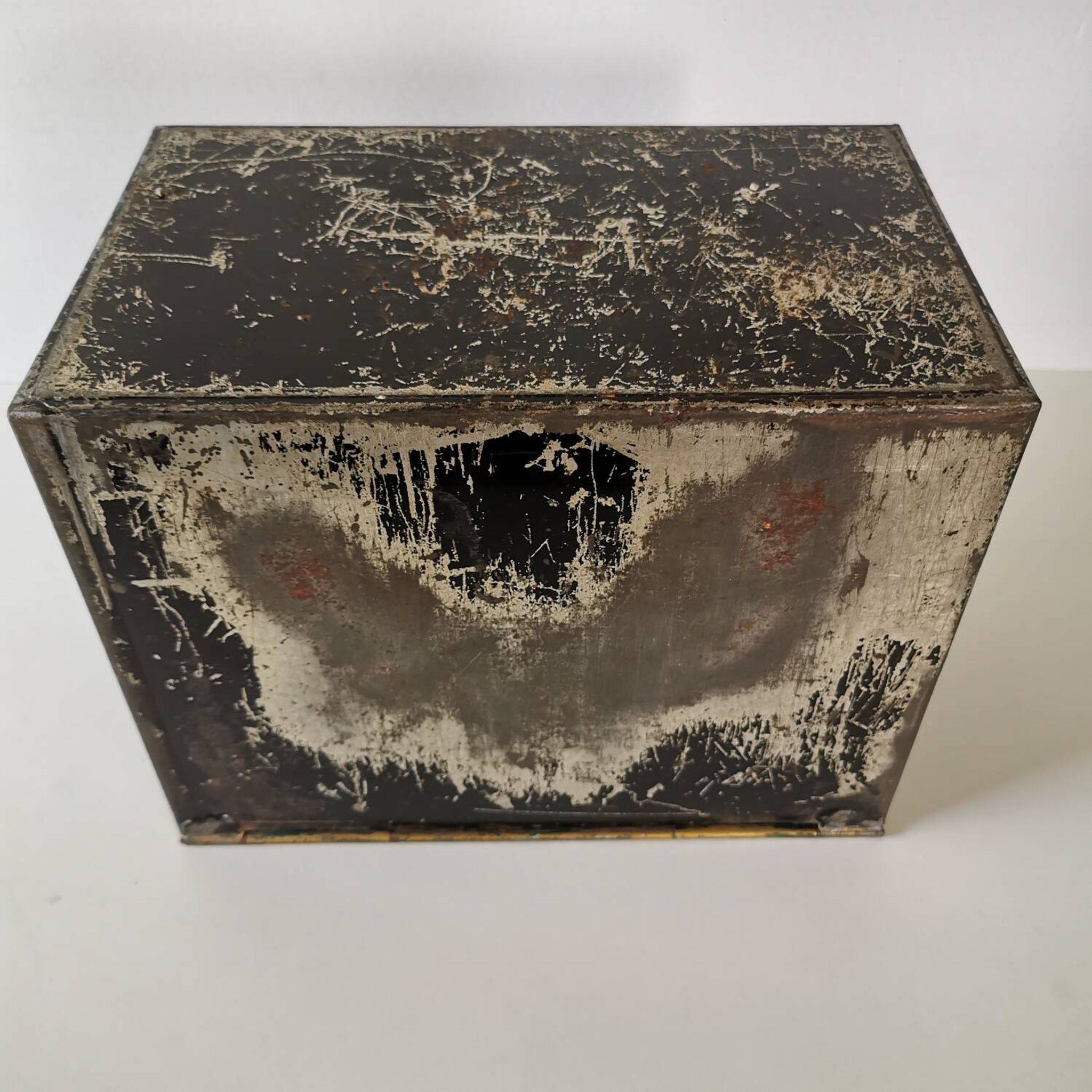 Ancienne Boîte à archives en métal / casier de notaire