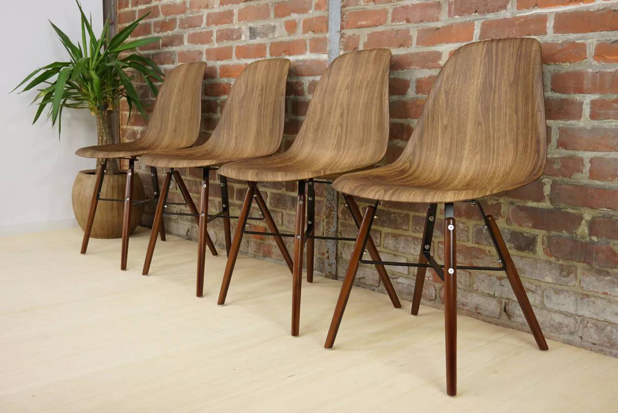 4 chairs in abs, wood and metal