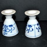 Set of 2 vintage coquetiers in white porcelain Copenhagen style