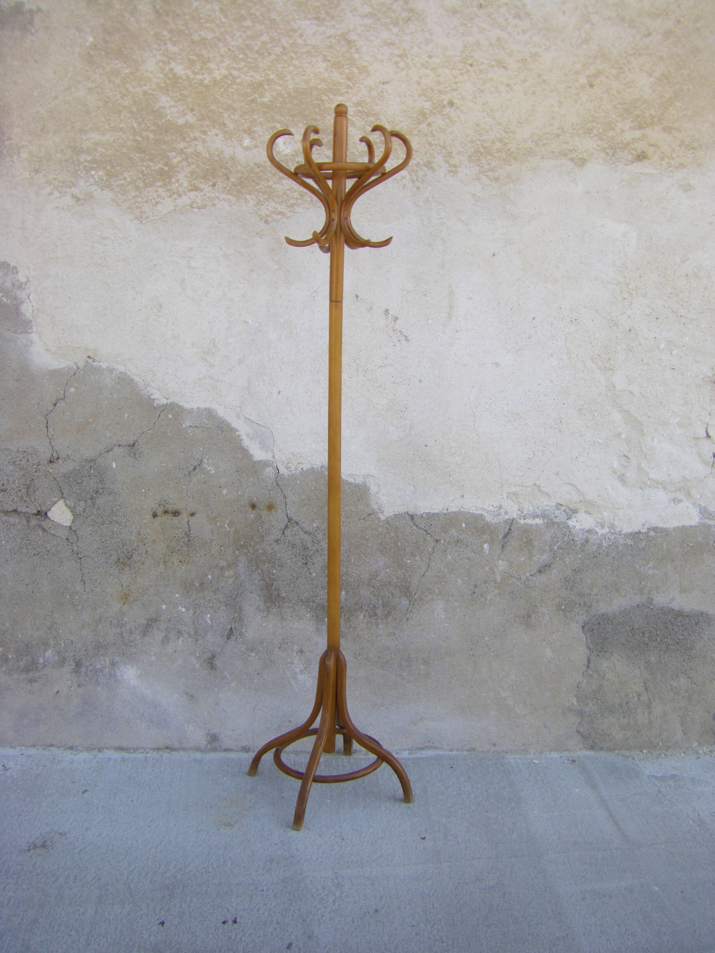 Vintage parrot coat rack