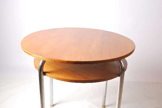 Bauhaus tubular steel cantilever table with underpanel ST 41 by Robert Slezák company