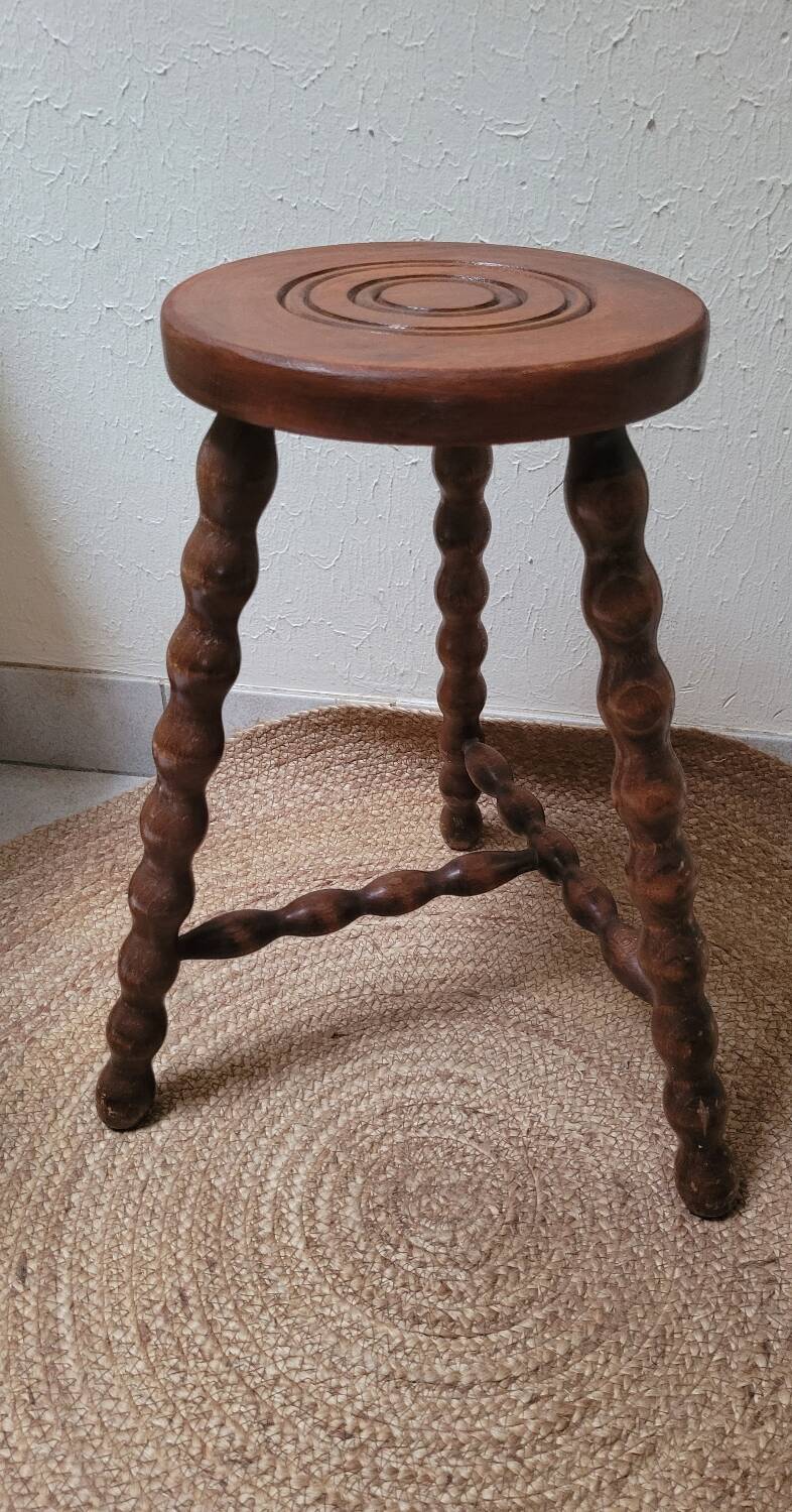 Tripod stool with turned legs