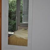 Miroir mural rectangulaire blanc encadrement bois peint et verre, années 1980, 59x119 cm