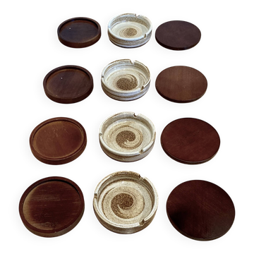 SET OF 4 SCANDINAVIAN DESIGN ASHTRAYS.